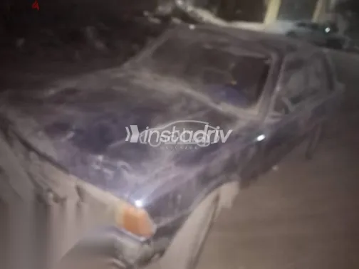 بيجو 305 1979 أزرق غامق مستعملة للبيع - 3