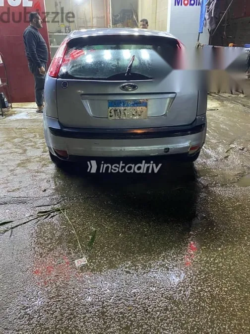 فورد فوكس 2007 أزرق غامق مستعملة للبيع - 4