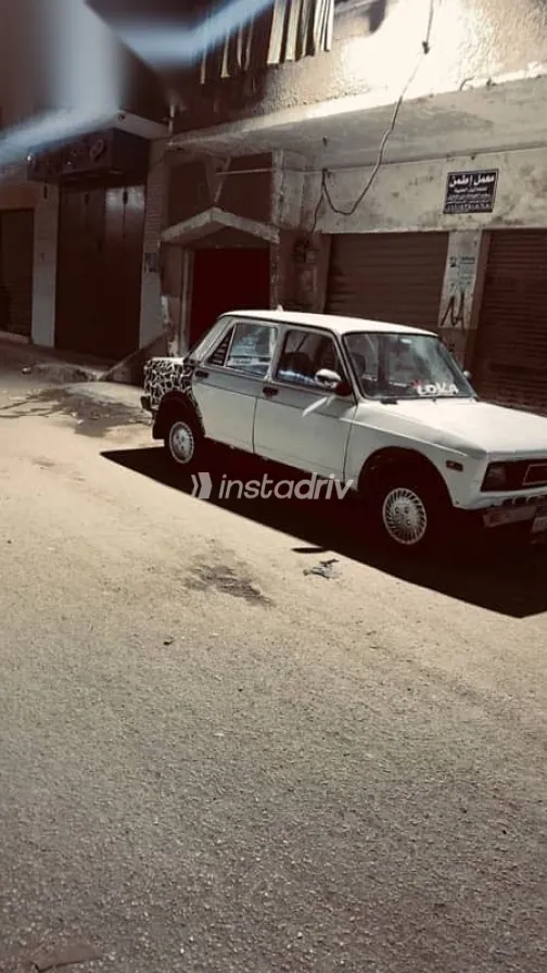 فيات 128 1990 أبيض مستعملة للبيع - 2
