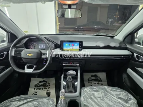 شيفروليه أوبترا 2025 فضي مستعملة للبيع - 5