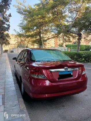 هوندا سيتى 2005 أحمر غامق مستعملة للبيع
