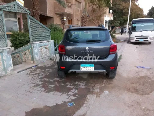 رينو سانديرو  ( ستيب  واى ) 2023 أبيض مستعملة للبيع - 7