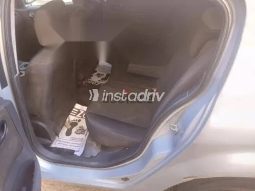 رينو ميجان 2005 رمادي مستعملة للبيع - 2