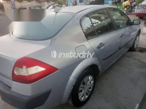 رينو ميجان 2005 رمادي مستعملة للبيع - 4