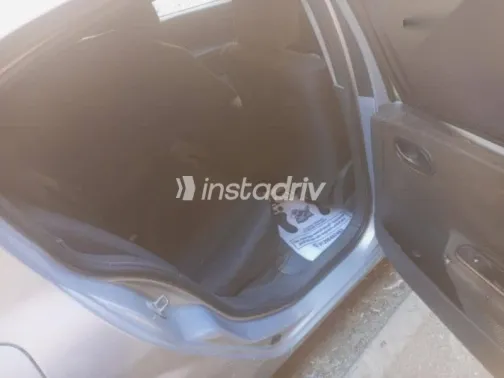 رينو ميجان 2005 رمادي مستعملة للبيع - 5