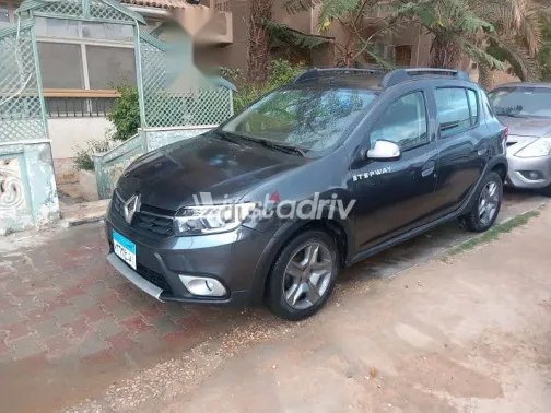 Renault Sandero 2023 Gray Used for Sale - 10