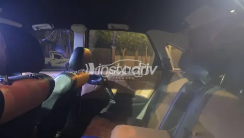 اوبل فيكترا 2001 فضي مستعملة للبيع - 3