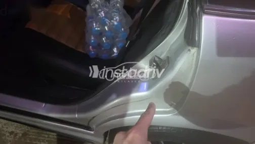 اوبل فيكترا 2001 فضي مستعملة للبيع - 5