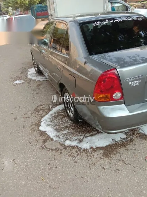 Hyundai Verna 2016 Gray Used for Sale - 3