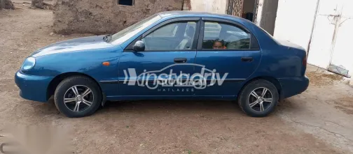 دايو لانوس 1999 أزرق غامق مستعملة للبيع - 3