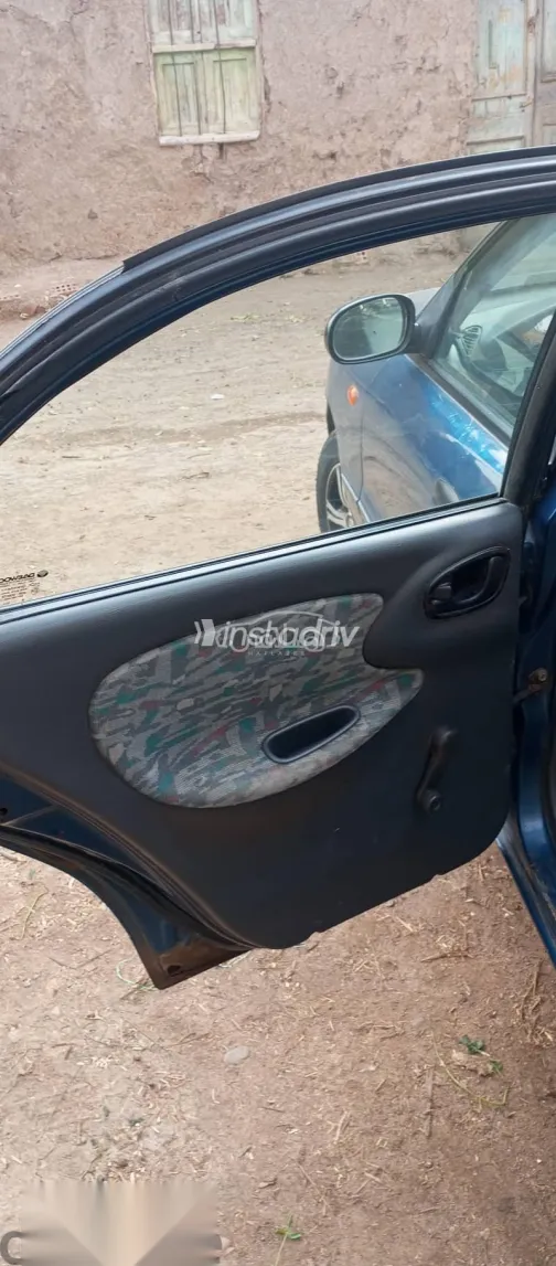 دايو لانوس 1999 أزرق غامق مستعملة للبيع - 7