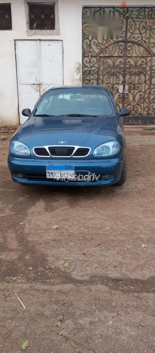 دايو لانوس 1999 أزرق غامق مستعملة للبيع - 9