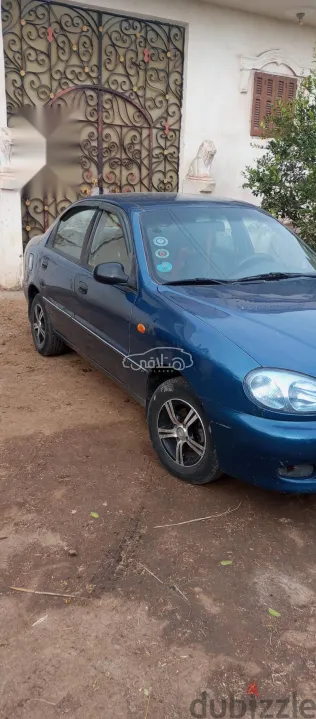دايو لانوس 1999 أزرق غامق مستعملة للبيع