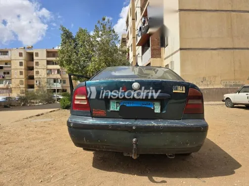 سكودا اوكتافيا 1999 أخضر مستعملة للبيع - 3