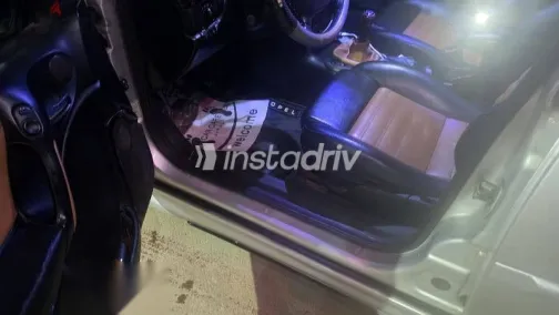 اوبل فيكترا 2001 فضي مستعملة للبيع - 10