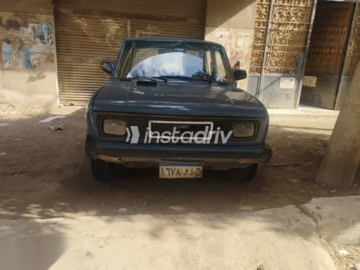 فيات نوفا 1997 أزرق غامق مستعملة للبيع - 9