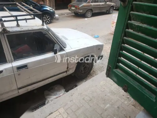 لادا 2104 1992 أبيض مستعملة للبيع - 2