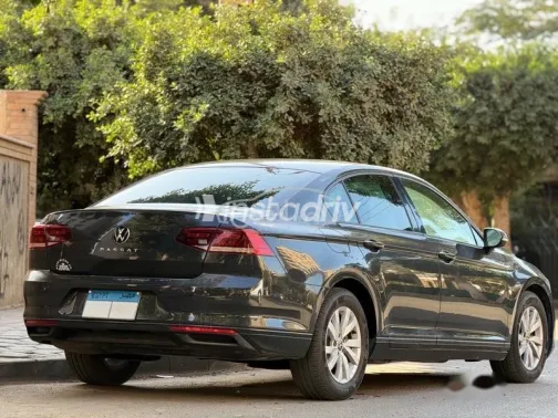 فولكس فاغن باسات 2021 رمادي مستعملة للبيع - 3