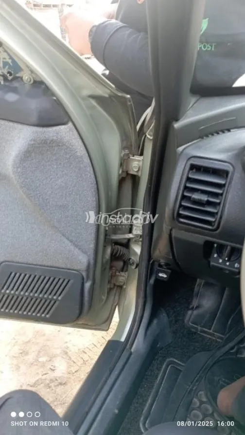 لادا 2110 2006 فضي مستعملة للبيع - 8