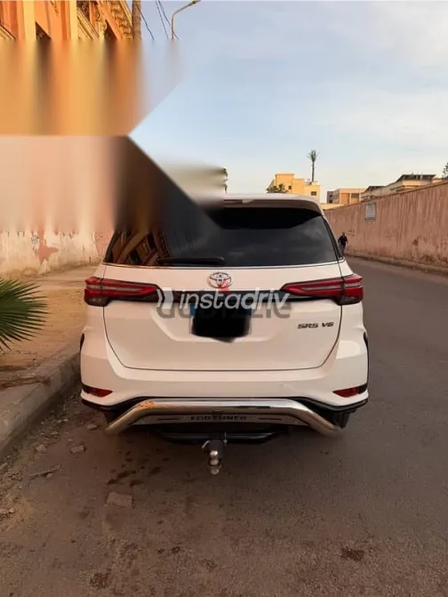 Toyota Fortuner 2025 White Used for Sale - 5