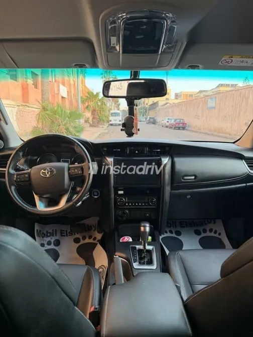 Toyota Fortuner 2025 White Used for Sale - 7