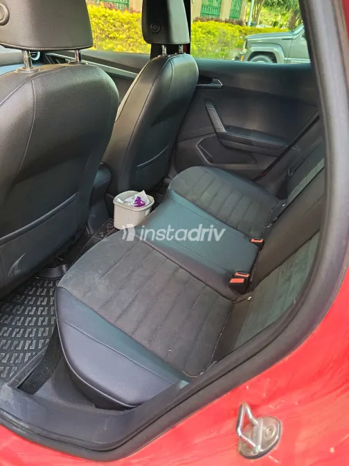 Seat Arona 2022 White Used for Sale - 1