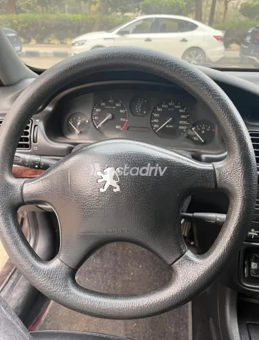 بيجو 406 2000 أبيض مستعملة للبيع - 2