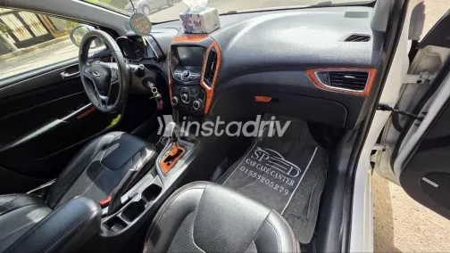 Chery Arrizo 5 2020 White Used for Sale - 6