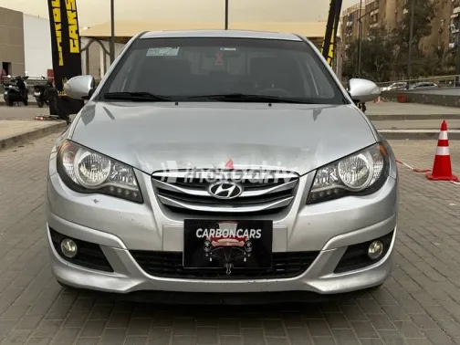 هيونداي إلنترا 2020 فضي مستعملة للبيع - 5