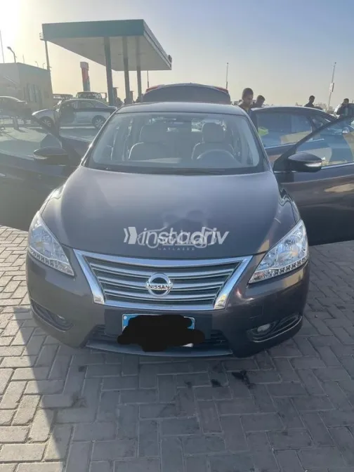 Nissan Sentra 2021 White Used for Sale - 1