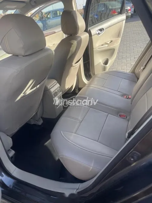 Nissan Sentra 2021 White Used for Sale - 10