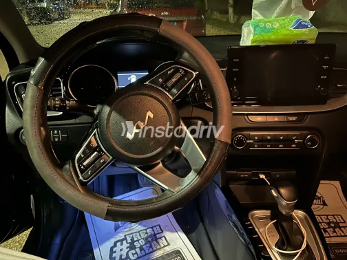 Kia Xceed 2022 White Used for Sale - 2