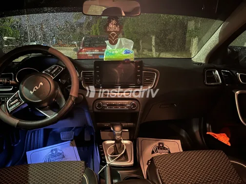 Kia Xceed 2022 White Used for Sale - 8