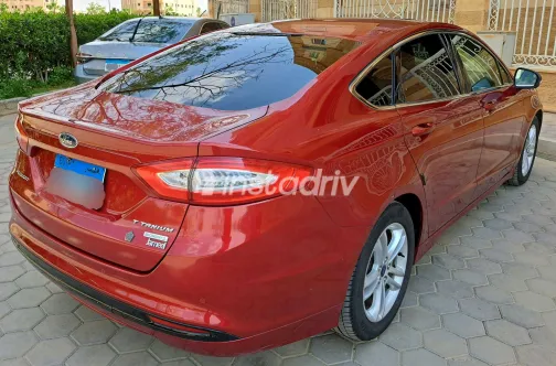 فورد فيوجن 2018 أبيض مستعملة للبيع - 2