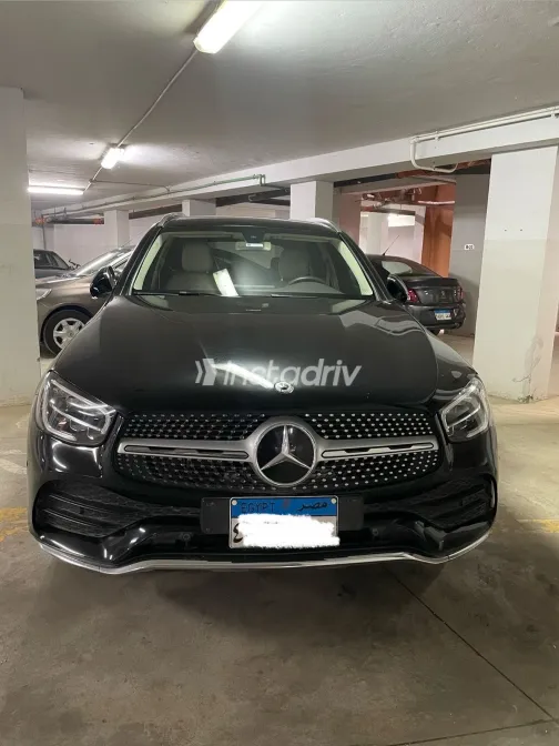 مرسيدس GLC 200 2020 أبيض مستعملة للبيع - 2