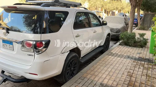 تويوتا فورتشنر 2016 أبيض مستعملة للبيع - 3