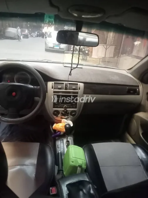 Chevrolet Optra 2009 Gray Used for Sale - 4