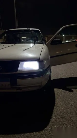 اوبل فيكترا 1995 أبيض مستعملة للبيع