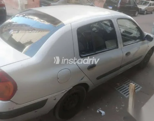 رينو كليو 2003 فضي مستعملة للبيع - 3