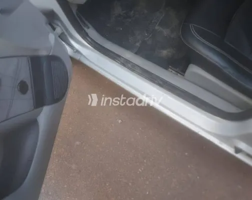 رينو كليو 2003 فضي مستعملة للبيع - 5