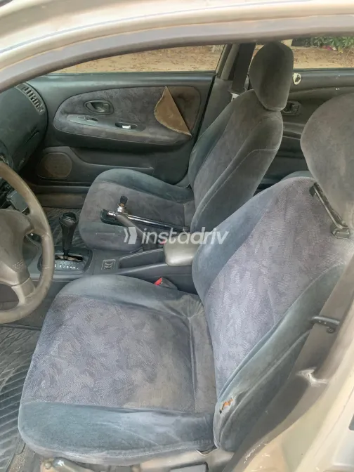 Mitsubishi Lancer 1999 White Used for Sale - 2