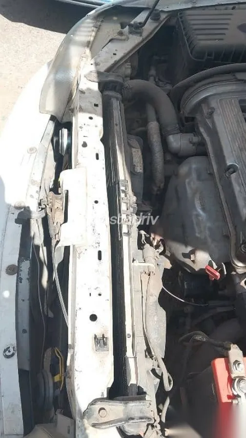 Daewoo Nubira 1998 White Used for Sale - 7