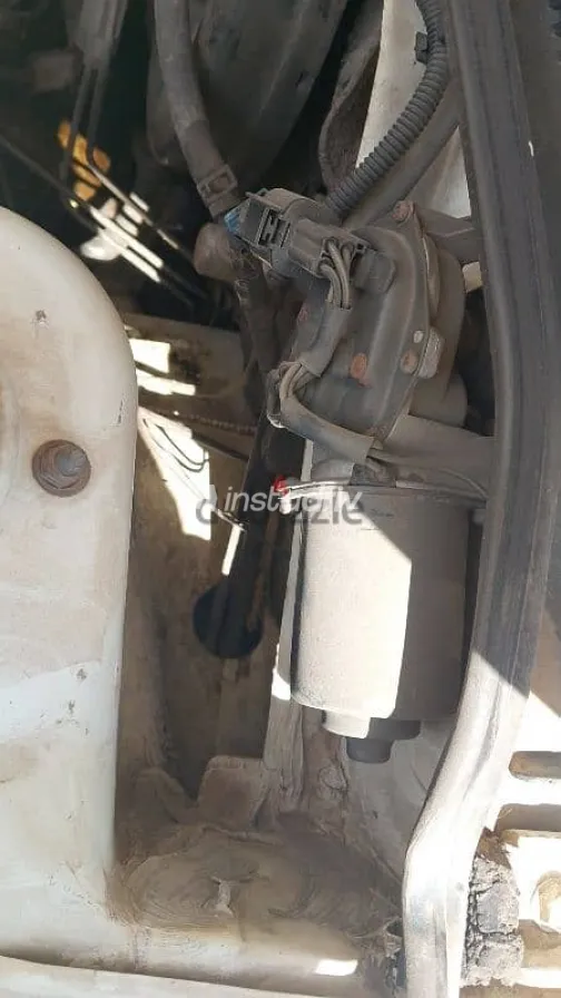 Daewoo Nubira 1998 White Used for Sale - 9