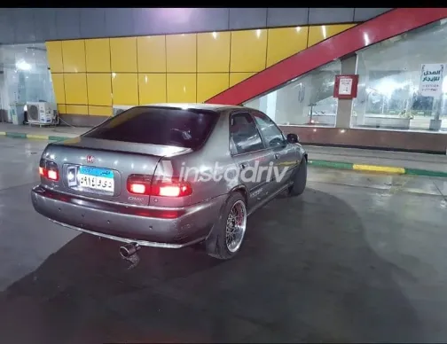 هوندا سيفك 1993 فضي مستعملة للبيع - 2