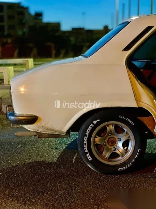 بيجو 504 1976 بيج مستعملة للبيع - 1