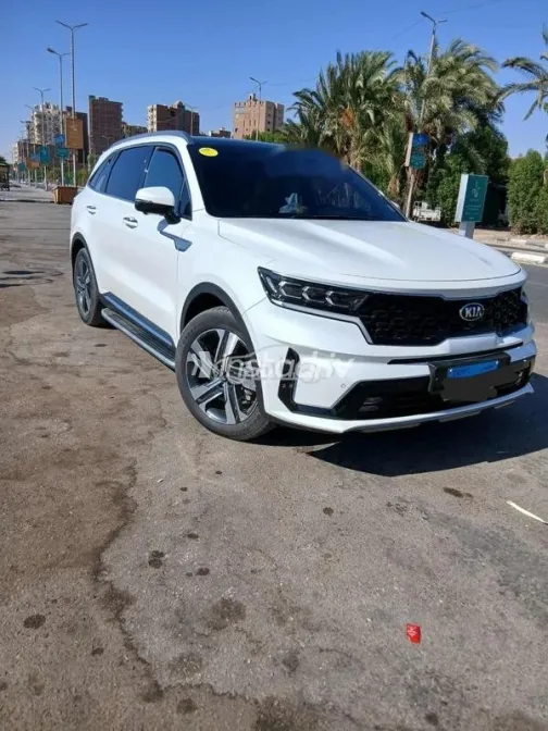 Kia Sorento 2021 White Used for Sale - 2