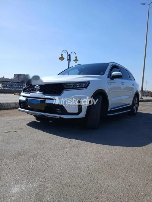 Kia Sorento 2021 White Used for Sale - 5