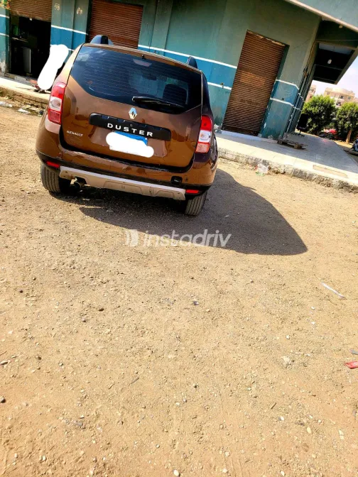 رينو داستر 2015 أبيض مستعملة للبيع - 8
