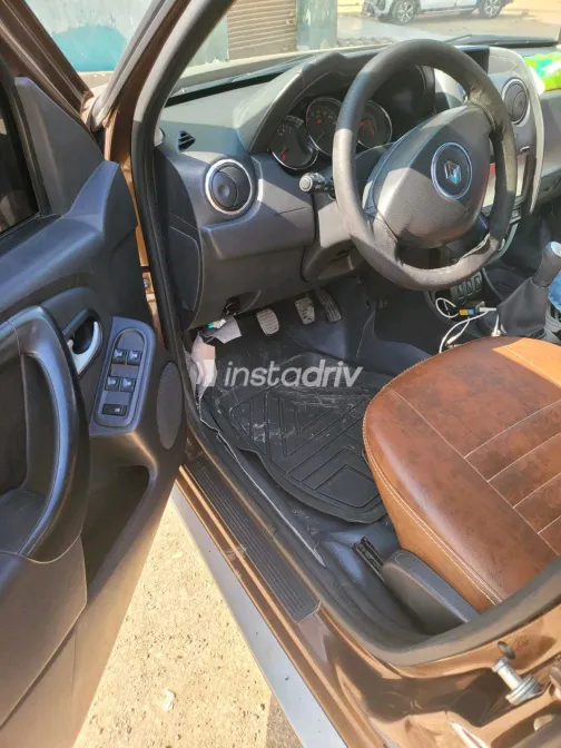 رينو داستر 2015 أبيض مستعملة للبيع - 9