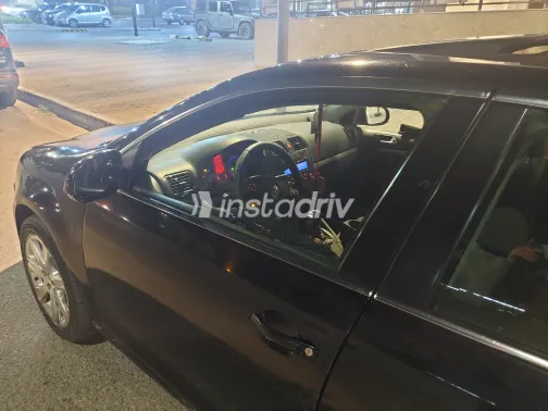 فولكس فاغن جيتا 2010 أبيض مستعملة للبيع - 1